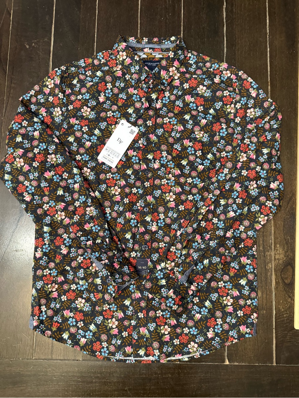 NWT Denim & Flower by Ricky Singh Black Floral Button-Down Shirt Size M